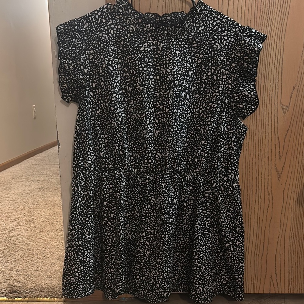 Black and White Patterned Dress Shirt